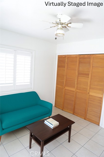 15154 Oliva Avenue, Paramount CA: https://media.crmls.org/medias/e66f8684-b9bb-4fba-9a6f-32d9cb5b8845.jpg