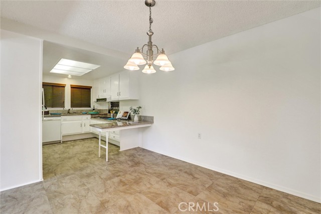 Detail Gallery Image 9 of 31 For 2327 via Mariposa West a,  Laguna Woods,  CA 92637 - 2 Beds | 2 Baths