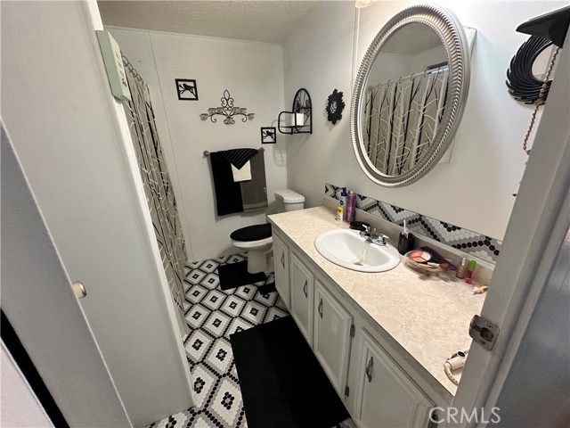 Detail Gallery Image 9 of 16 For 15940 Stoddard Wells Rd #65,  Victorville,  CA 92395 - 2 Beds | 2 Baths