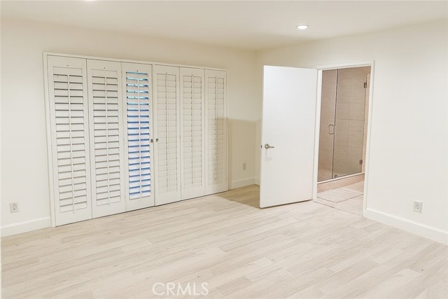 Detail Gallery Image 4 of 14 For 1310 Roxbury Dr #102,  Los Angeles,  CA 90035 - 2 Beds | 2 Baths