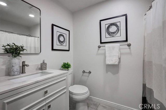 2719 Dietrich Drive, Tustin CA: https://media.crmls.org/medias/e670d693-dfef-4861-9334-7822ef5d7fdb.jpg