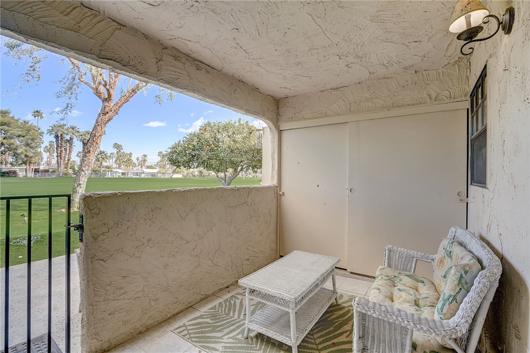Detail Gallery Image 14 of 25 For 5300 E Waverly Dr #F15,  Palm Springs,  CA 92264 - 1 Beds | 1/1 Baths