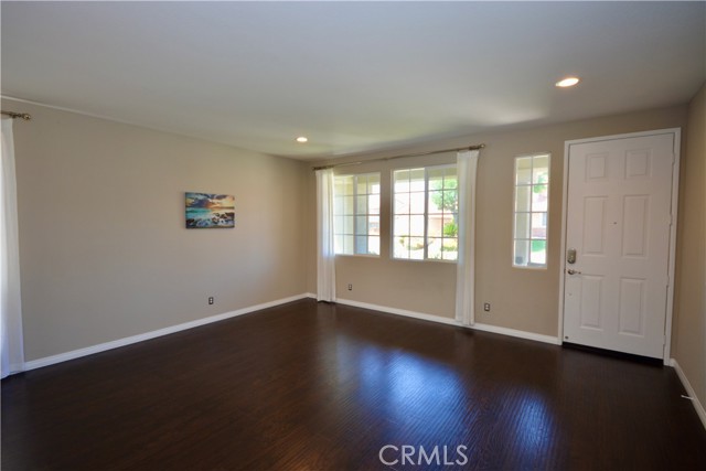 Detail Gallery Image 5 of 32 For 31485 Culbertson Ln, Temecula,  CA 92591 - 5 Beds | 3 Baths