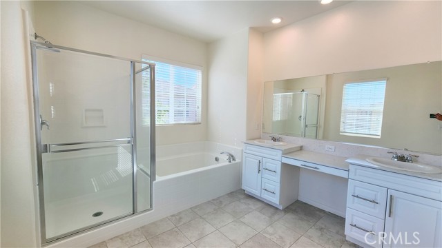 Detail Gallery Image 11 of 26 For 8614 Founders Grove, Chino,  CA 91708 - 3 Beds | 2/1 Baths