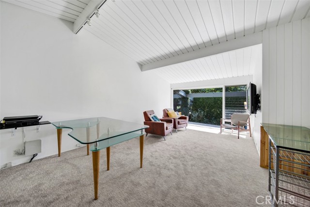 Detail Gallery Image 23 of 24 For 3307 Ledgewood, Los Angeles,  CA 90068 - 3 Beds | 2/1 Baths