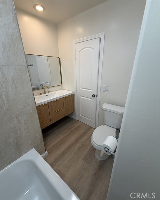 1038 Western Avenue, B photo 7