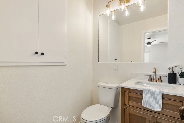 1800 E Heim Avenue, Orange CA: https://media.crmls.org/medias/e6726b79-dace-43d8-8362-b55b2fd8ade1.jpg