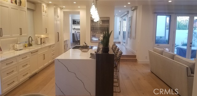 747 33rd Street, Manhattan Beach, California 90266, 5 Bedrooms Bedrooms, ,4 BathroomsBathrooms,Residential,Sold,33rd,SB22018510