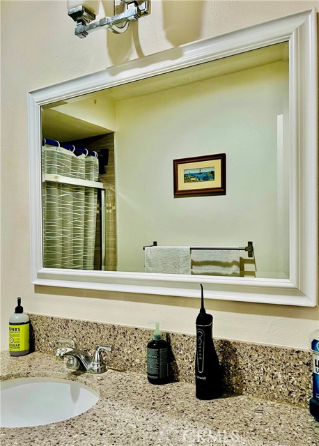 Detail Gallery Image 22 of 34 For 2510 Torrey Pines Rd #213,  La Jolla,  CA 92037 - 1 Beds | 1 Baths
