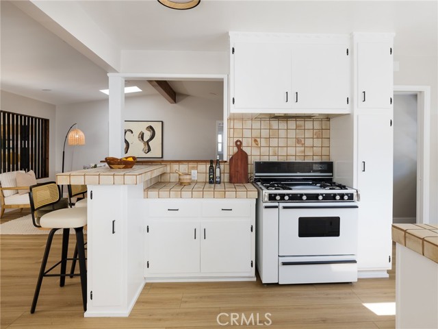 5526 Halison St, Torrance CA: https://media.crmls.org/medias/e673b0d0-5273-400b-8e8b-70a45f023d69.jpg