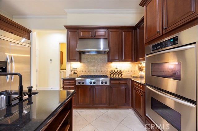 12920 Evermay Court, Rancho Cucamonga CA: https://media.crmls.org/medias/e673cd83-1d1e-404b-aa9a-bbc95ac831e4.jpg