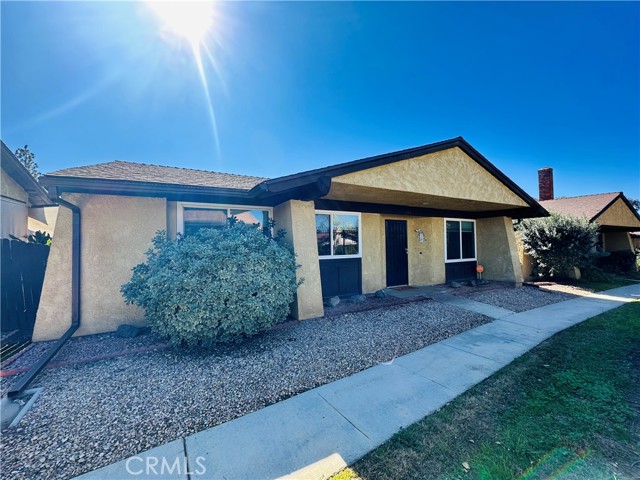 Detail Gallery Image 2 of 25 For 1255 S Buena Vista, Hemet,  CA 92543 - 2 Beds | 2 Baths