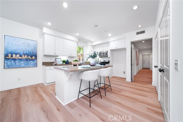 Detail Gallery Image 14 of 37 For 3249 S Edenglen Ave #1,  Ontario,  CA 91761 - 2 Beds | 2 Baths