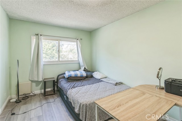 418 N Berlyn Avenue, Ontario CA: https://media.crmls.org/medias/e675ae2c-ac88-4471-a56e-3d05f3fef0b1.jpg