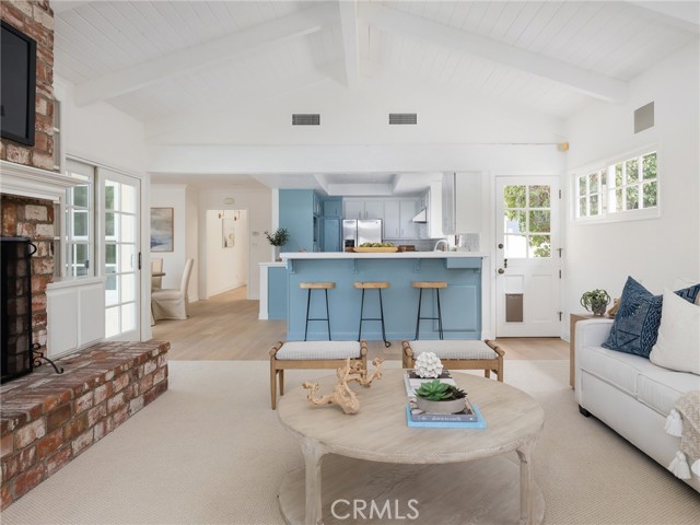 3509 Poinsettia Avenue, Manhattan Beach, California 90266, 4 Bedrooms Bedrooms, ,2 BathroomsBathrooms,Residential,Sold,Poinsettia,SB21155019