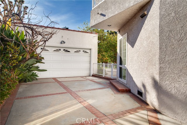 Detail Gallery Image 20 of 39 For 3667 Sawtelle Bld, Los Angeles,  CA 90066 - 5 Beds | 3/1 Baths