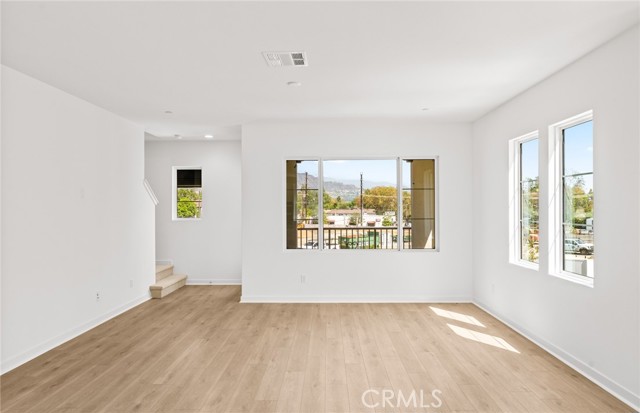 108 Pickwick Lane Court photo 14
