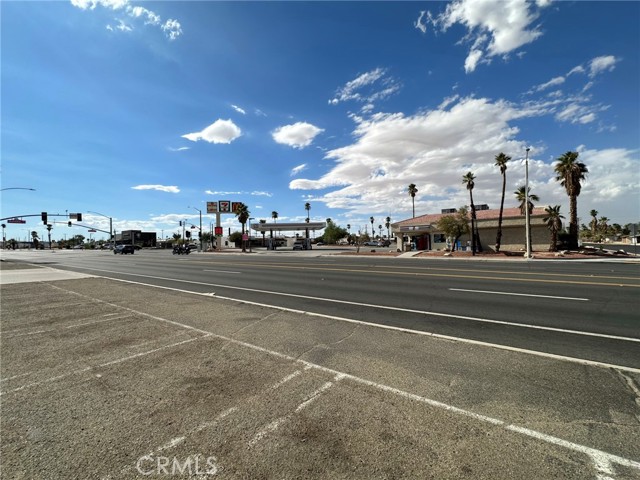 73737 29 Palms Highway, Twentynine Palms, California 92277, ,Commercial Lease,For Rent,73737 29 Palms Highway,CRJT25026064