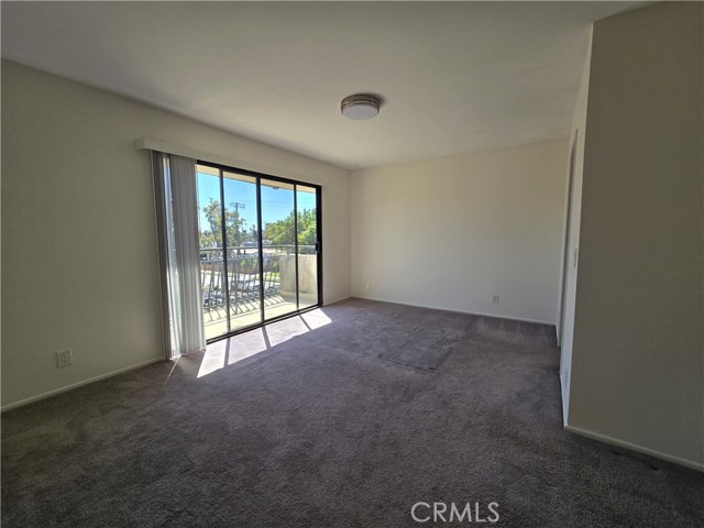 Detail Gallery Image 17 of 26 For 2440 Penmar Ave #2,  Venice,  CA 90291 - 3 Beds | 2/1 Baths