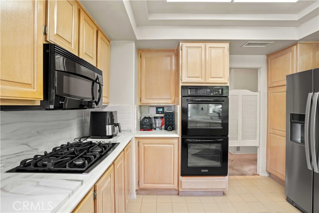 Detail Gallery Image 12 of 41 For 2124 Cervato Dr, Camarillo,  CA 93012 - 4 Beds | 2/1 Baths