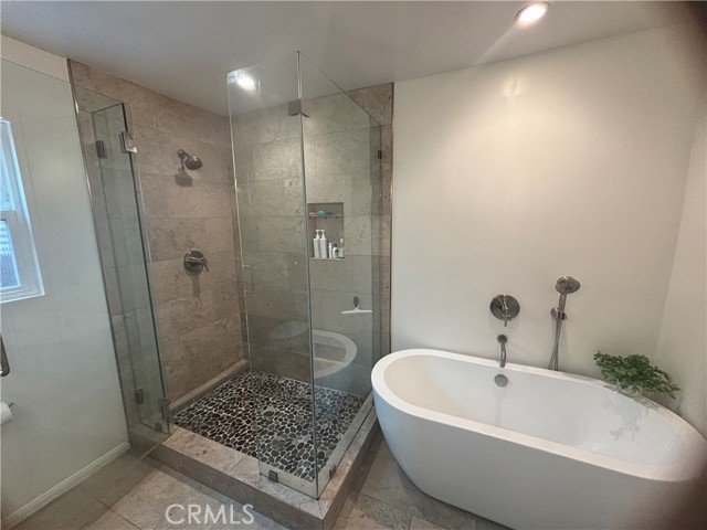 Detail Gallery Image 6 of 10 For 2108 Charlemagne, Long Beach,  CA 90815 - 3 Beds | 1/1 Baths