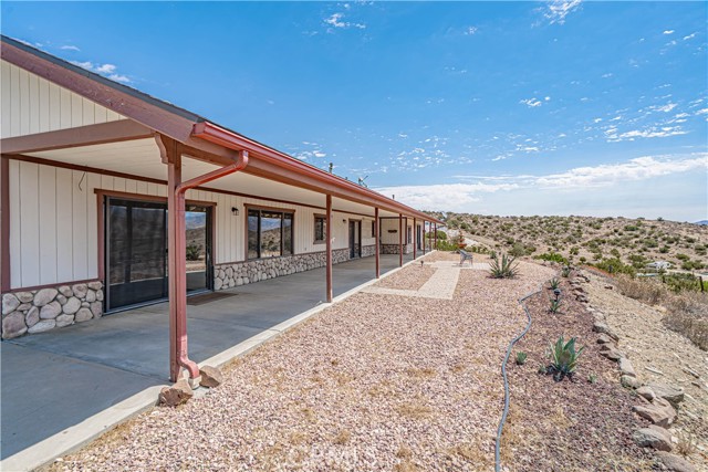 5329 Hubbard Road, Acton CA: https://media.crmls.org/medias/e6794a82-e857-4989-a707-b5d5aafaf43e.jpg