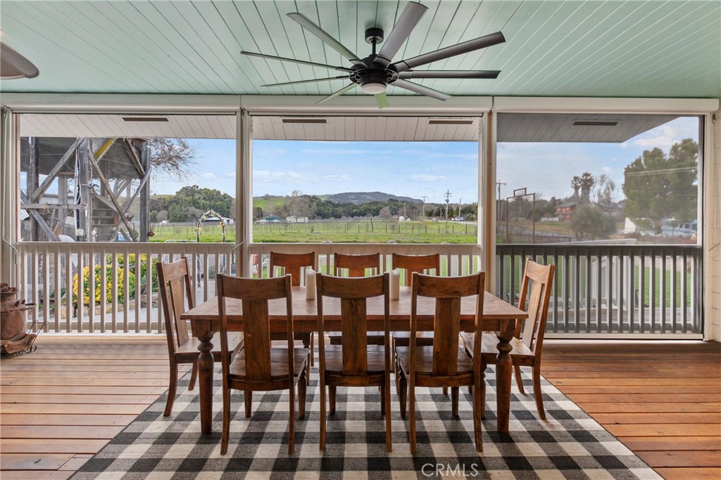 4101 Vineyard Drive