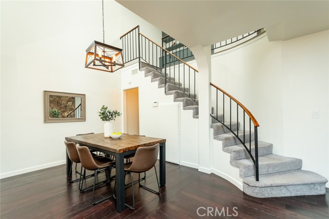 Detail Gallery Image 13 of 31 For 12421 Ramona, Hawthorne,  CA 90250 - 3 Beds | 3 Baths