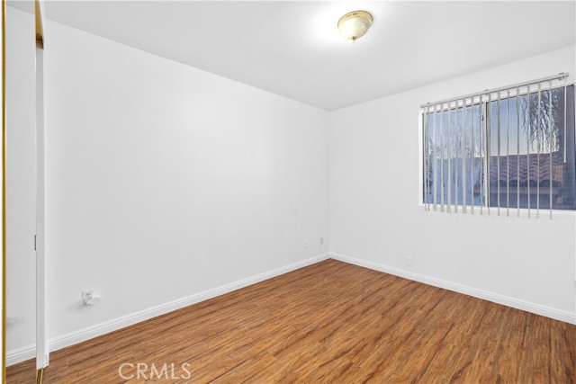 Detail Gallery Image 18 of 39 For 4845 Elmwood #C,  Los Angeles,  CA 90004 - 3 Beds | 3 Baths