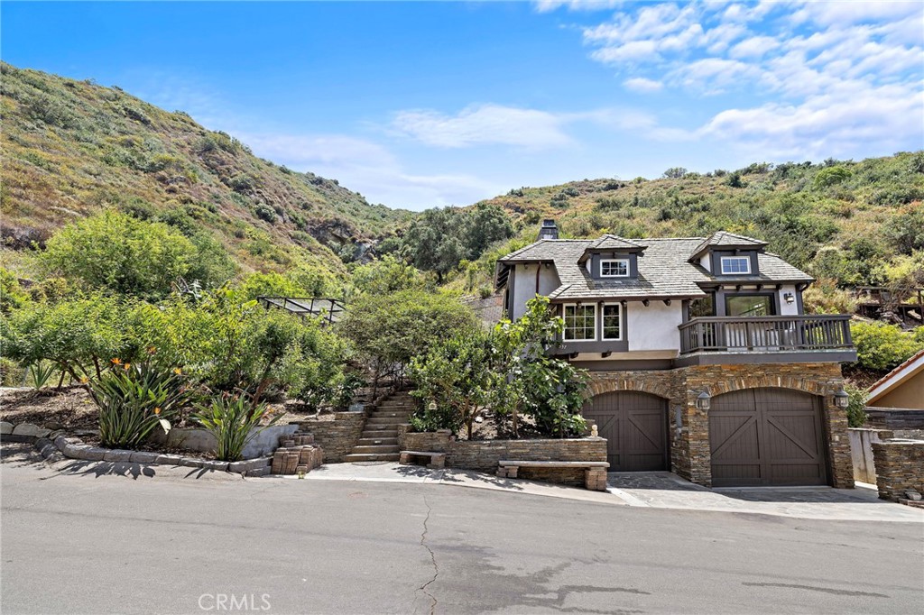 E67b016f 4d25 41e9 A556 25cfe74eafd4