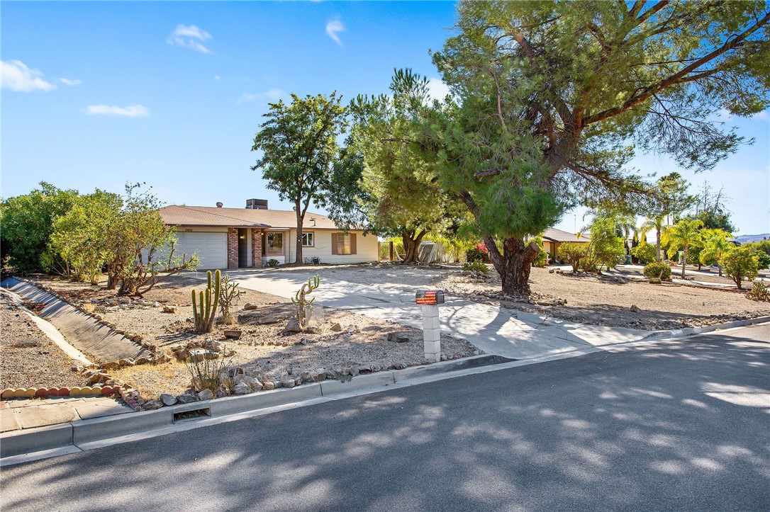 Detail Gallery Image 4 of 41 For 29034 Griffith Dr, Menifee,  CA 92586 - 2 Beds | 2 Baths