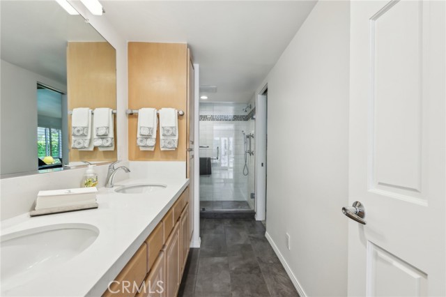 8351 Kentland Avenue, West Hills CA: https://media.crmls.org/medias/e67c9449-c3a5-46be-a022-18248cd1de02.jpg