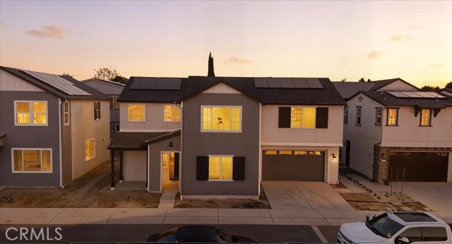 Front Image Thumbnail for CRIV25266530