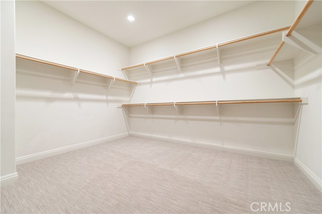 124 Cruiser, Irvine CA: https://media.crmls.org/medias/e67ce001-e76a-433b-8dda-2603b7e3c36c.jpg