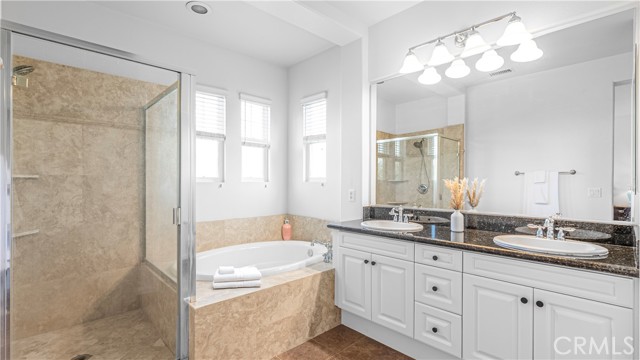 Detail Gallery Image 17 of 40 For 26812 Peppertree Dr, Valencia,  CA 91381 - 5 Beds | 3 Baths