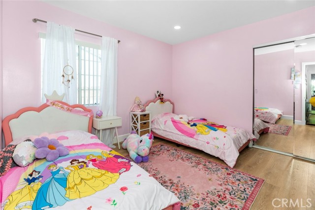 Detail Gallery Image 16 of 56 For 6608 Saint Clair Ave, North Hollywood,  CA 91606 - 4 Beds | 3 Baths