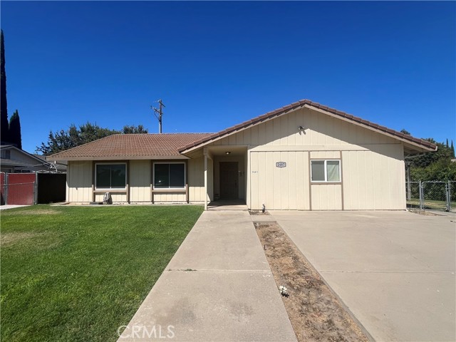 2487 Wolf Street, Merced CA: https://media.crmls.org/medias/e67e61ff-3765-437e-b5af-6d4039c7c043.jpg