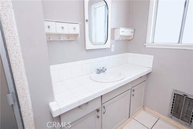 2306 W Cedarwood Street, West Covina CA: https://media.crmls.org/medias/e6800203-1e89-4ec1-a5b3-c3fed053436b.jpg