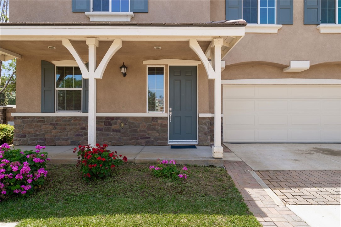 Detail Gallery Image 5 of 52 For 4360 Cruz Dr, Riverside,  CA 92504 - 4 Beds | 2/1 Baths