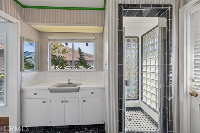 25 Buena Vista Avenue, San Luis Obispo CA: https://media.crmls.org/medias/e680acae-b062-4124-8d36-4868c7f572a5.jpg