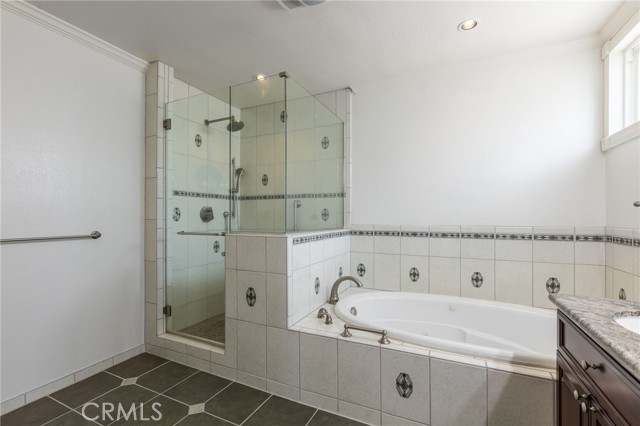 18825 Felbar Avenue, Torrance CA: https://media.crmls.org/medias/e6811107-6c3a-4e37-8d14-4cddb159ad9a.jpg