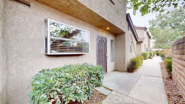 Detail Gallery Image 5 of 28 For 1716 S Mountain Ave #C,  Ontario,  CA 91762 - 3 Beds | 3 Baths