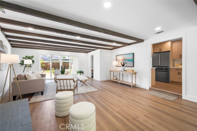 2260 Tevis Avenue, Long Beach CA: https://media.crmls.org/medias/e682b2ff-48e0-4268-a233-6347e6c3cd47.jpg