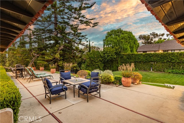 2 Masongate Drive, Rolling Hills Estates, California 90274, 4 Bedrooms Bedrooms, ,3 BathroomsBathrooms,Residential,Sold,Masongate,PV21197083