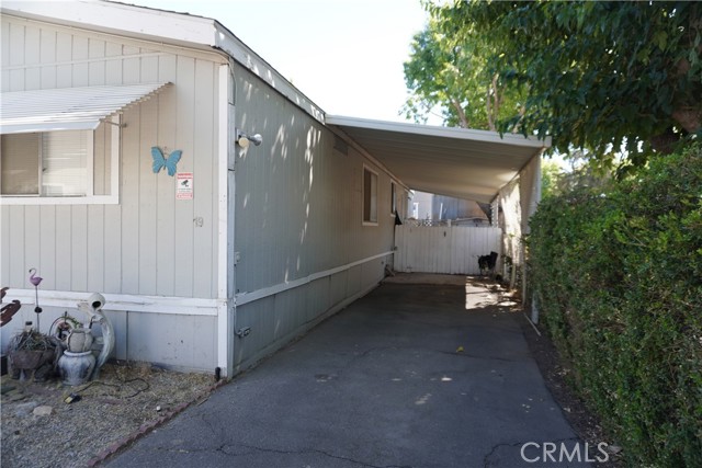 16274 Vazquez Canyon, Canyon Country CA: https://media.crmls.org/medias/e6830fbd-3e99-4084-9952-92b8f27ba242.jpg