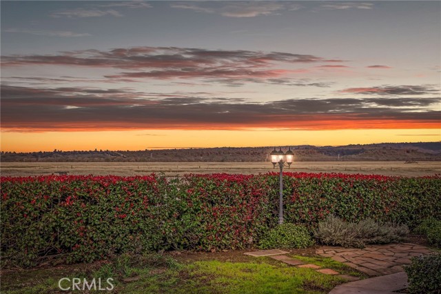 Detail Gallery Image 2 of 75 For 3225 Hudson Ave, Chico,  CA 95973 - 4 Beds | 3 Baths