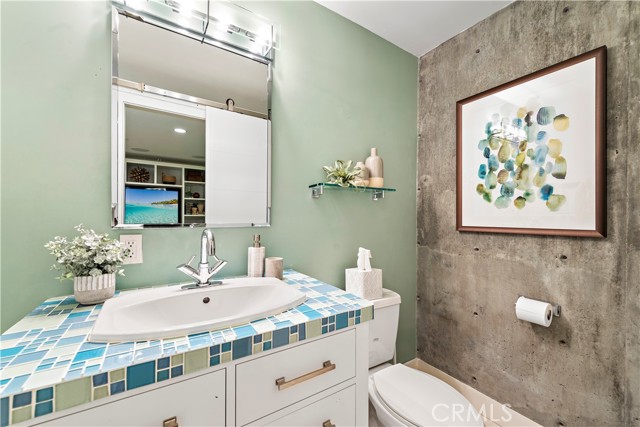 Detail Gallery Image 25 of 36 For 175 Dumond Dr, Laguna Beach,  CA 92651 - 1 Beds | 2 Baths