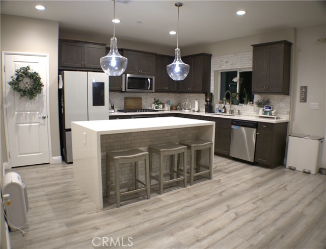 Front Image Thumbnail for CRSW26210275