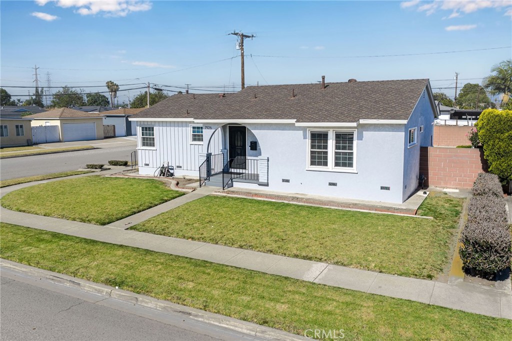 7926 La Carta Circle