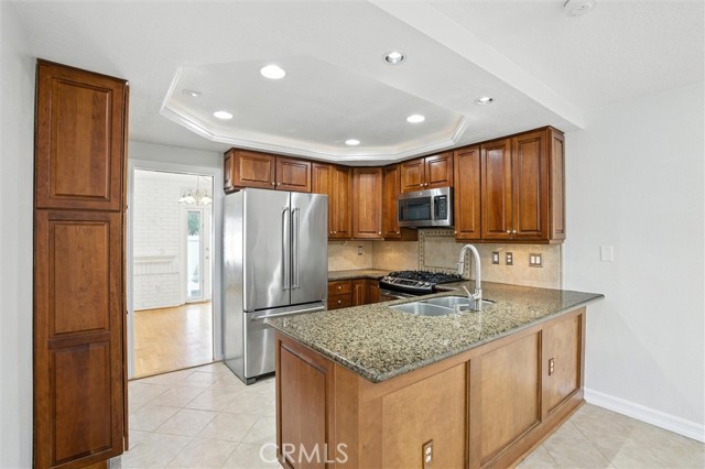 21434 Cypresswood, Lake Forest CA: https://media.crmls.org/medias/e685e651-a931-420c-8ddc-7eb3b0120e30.jpg
